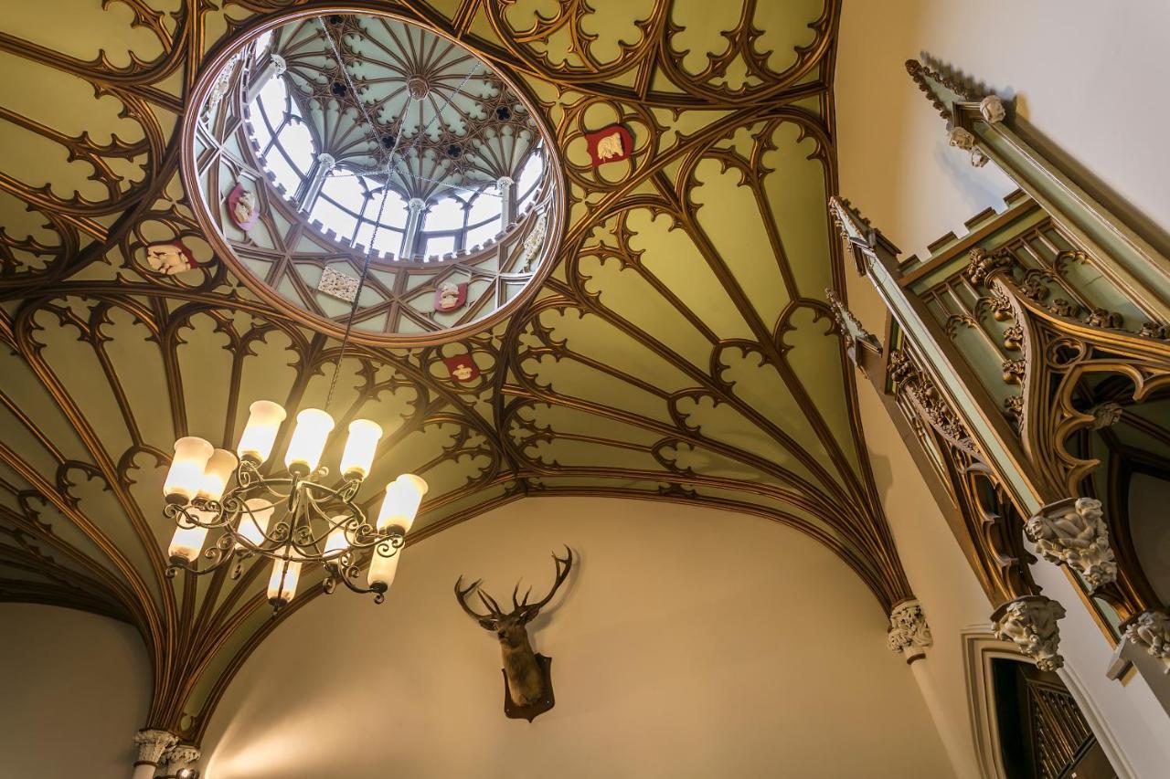 Dalhousie Castle Hotel Бонниригг Экстерьер фото